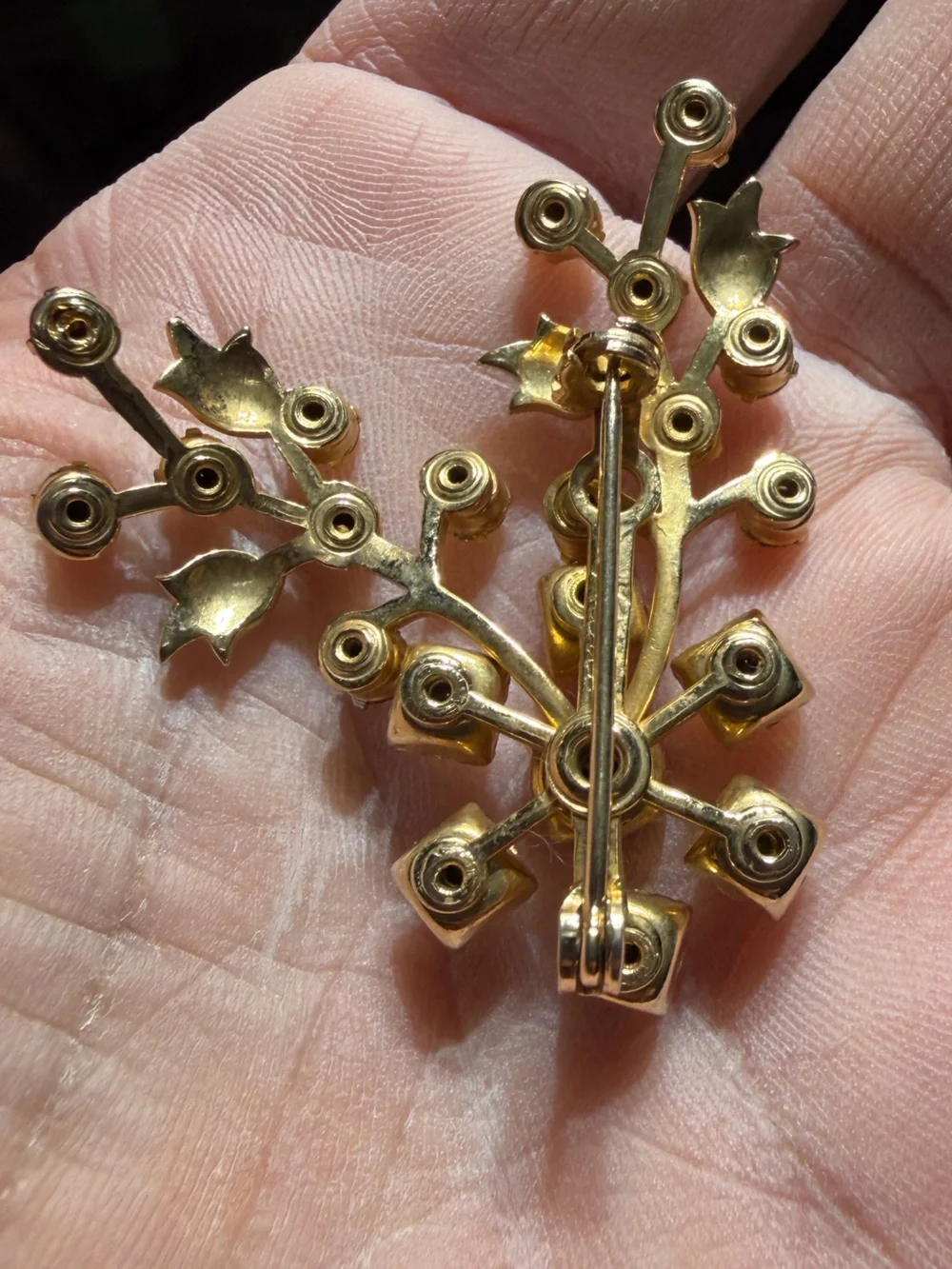 Vintage karu Gold-Tone Floral Crystal Brooch